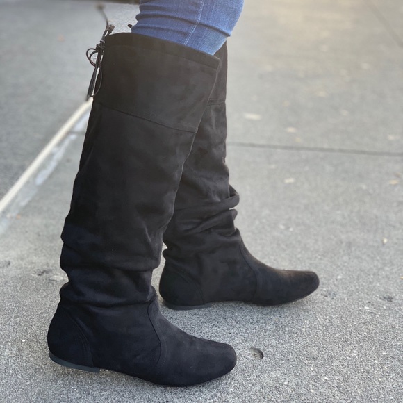 Black knee high Boots - Picture 4 of 4